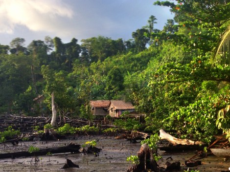 Kagata village - low tide
